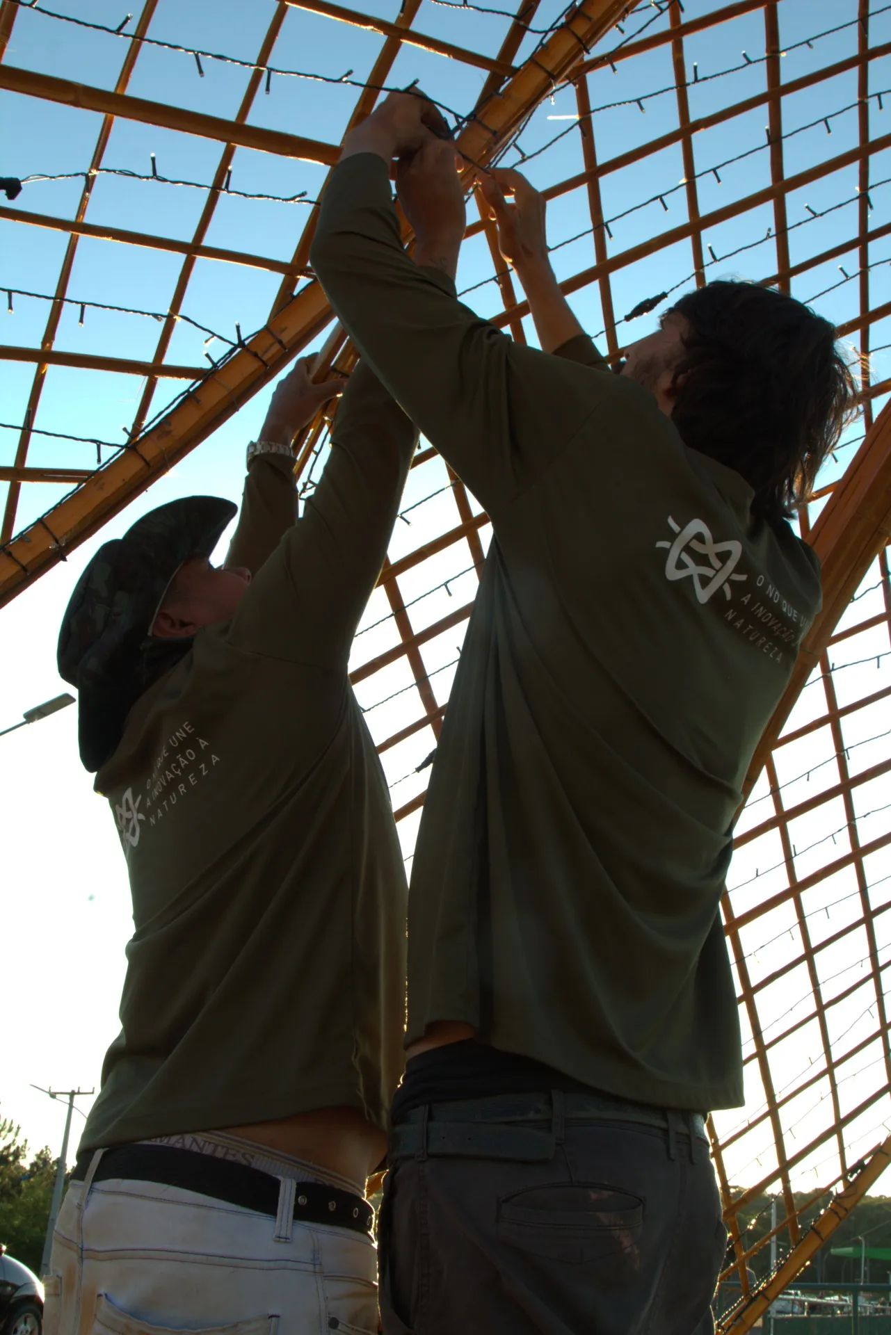 Cenografia em bambu — Natal dos Pioneiros — Cascavel 2024, Bambusa Atelier.
