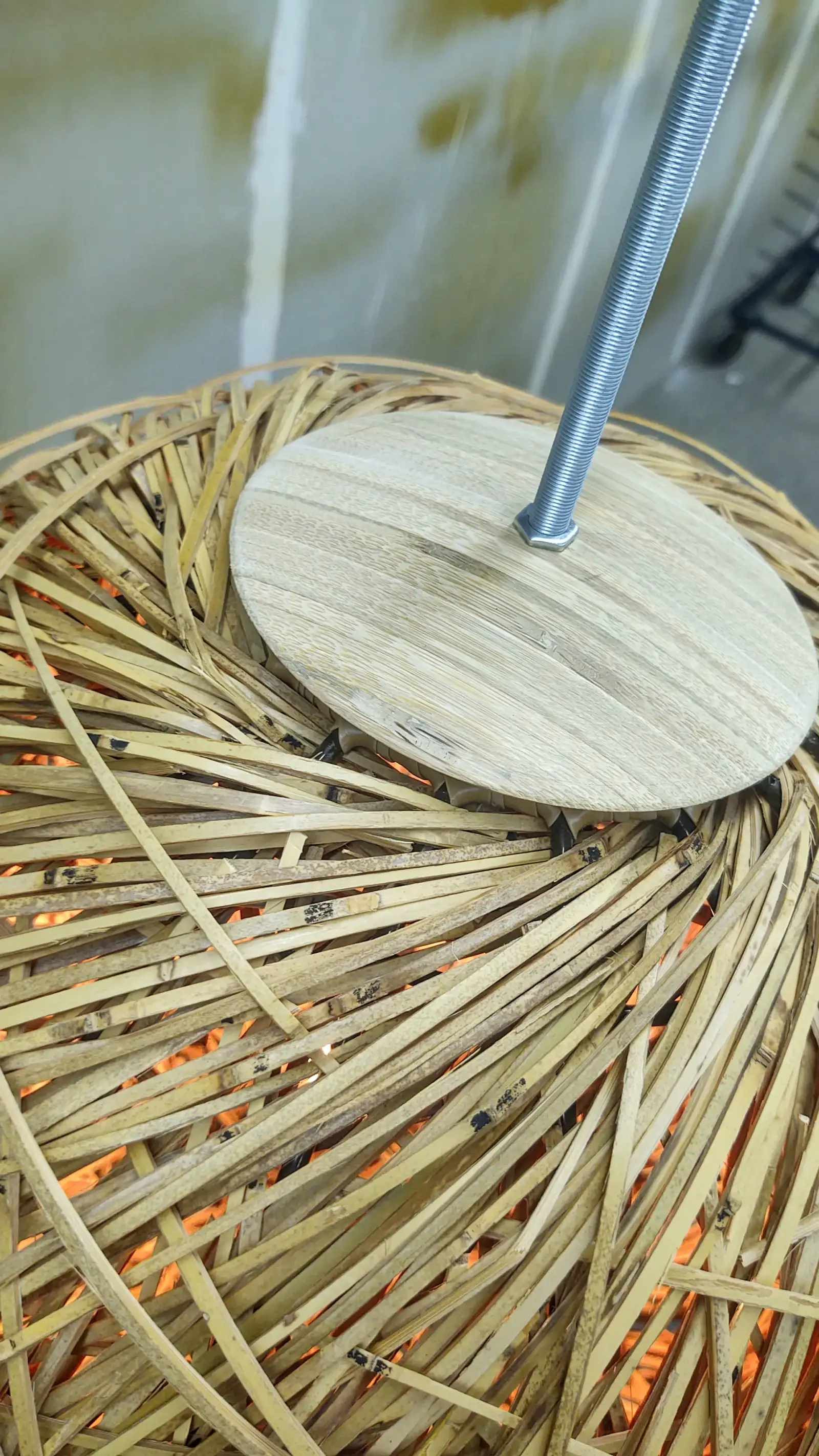 Luminária Ninho em bambu — registro de produção (Luminária Ninho — Studio Objeto / Arthur Casas).
